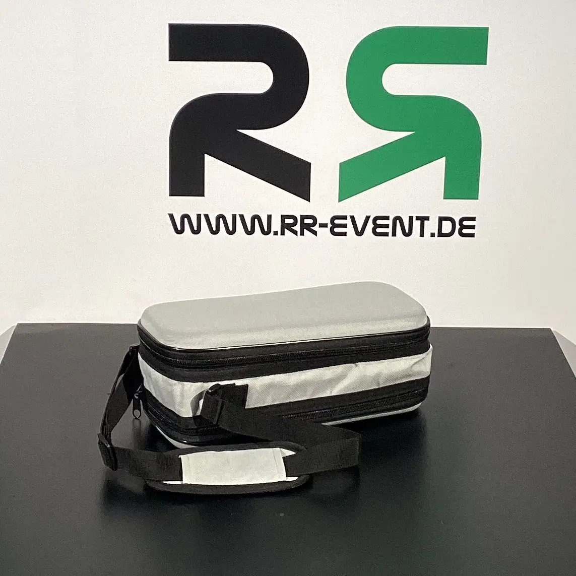 Gerätetasche in Bremen: Leihen Sie sich jetzt diese hochwertige Tasche mit Schultergurt für Ihre Veranstaltung aus und transportieren Sie den Bennings Gerätetester sicher.