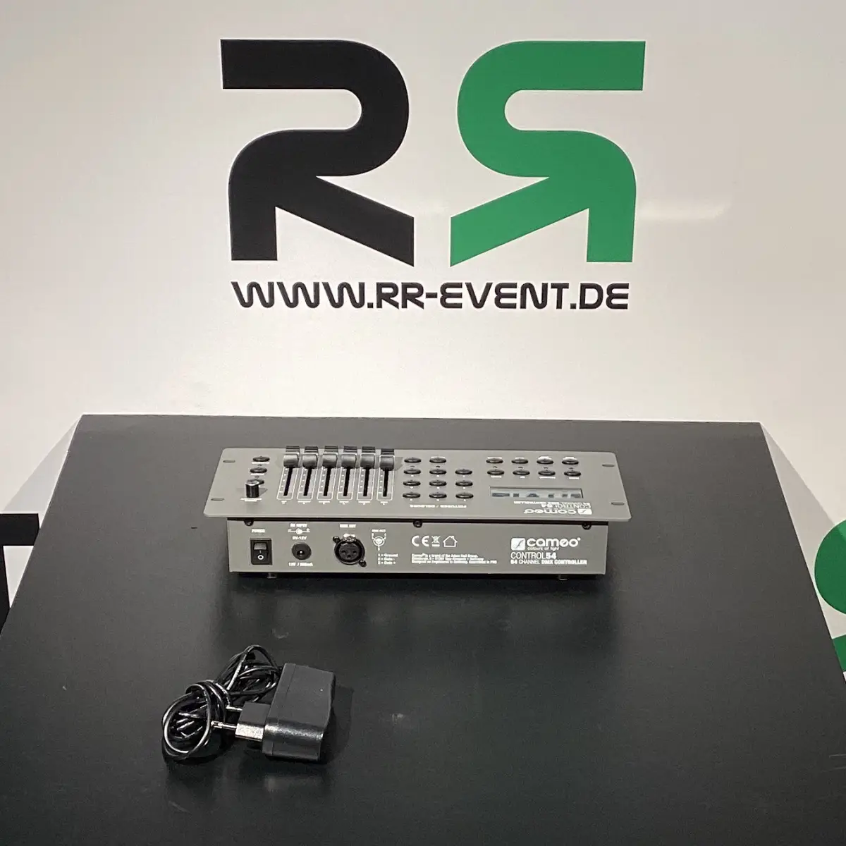 Lichtzonencontroller aus Bremen mieten: Werten Sie Ihre Eventbeleuchtung mit vielseitigen Einstellmöglichkeiten professionell auf.
