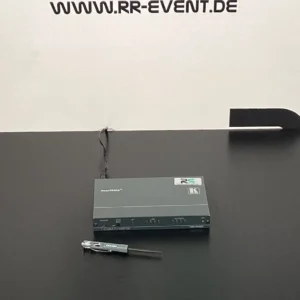 Funk-Splitter aus Oldenburg: Dieses kompakte, graue Veranstaltungsgerät mit praktischen Anschlüssen und Statusleuchten eignet sich ideal für den Verleih und sorgt bei jeder Veranstaltung für eine zuverlässige Signalverteilung.