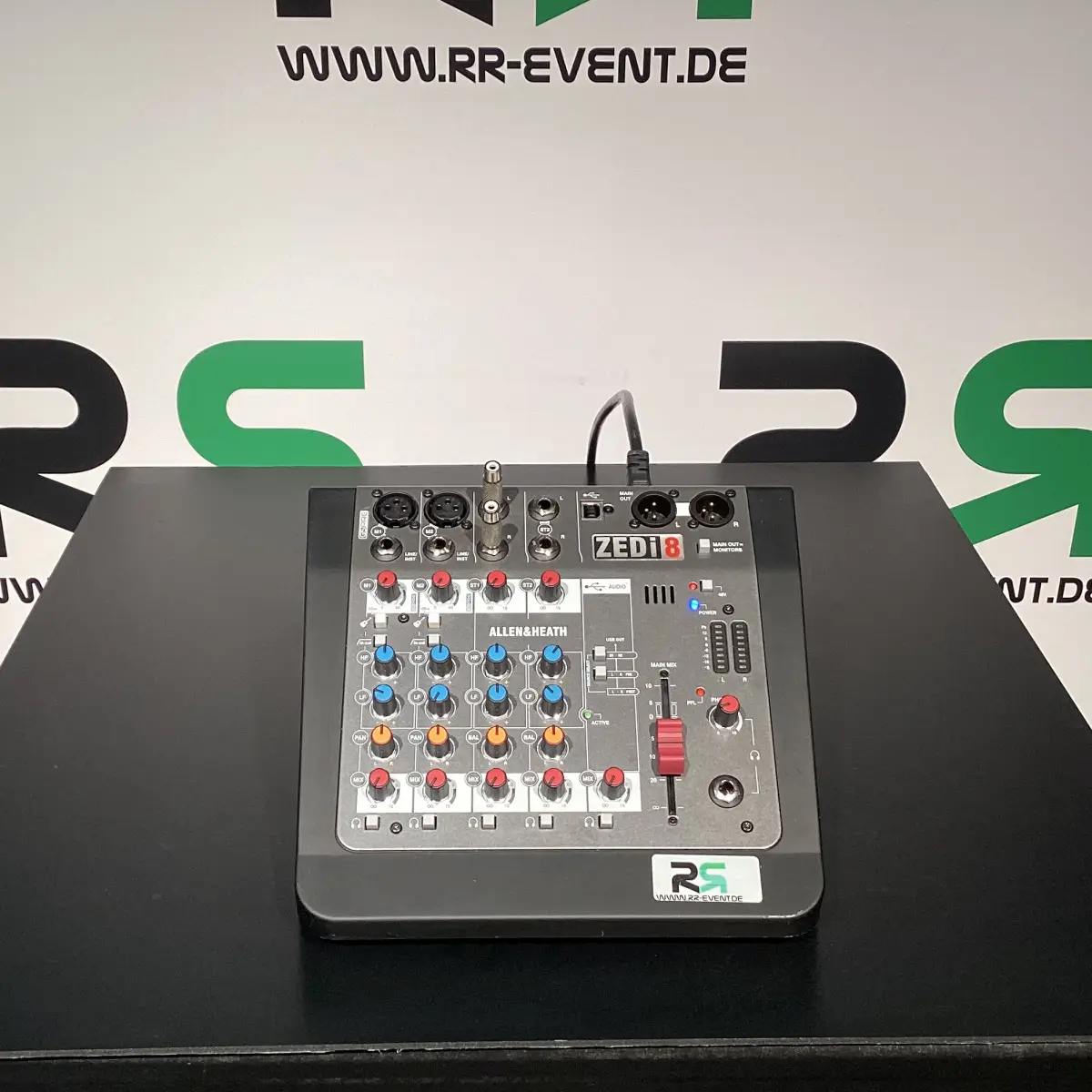 Audiomixer aus Oldenburg jetzt für Ihre Veranstaltung buchen – perfekte Tonsteuerung für professionelle Veranstaltungen dank zuverlässigem Verleih.